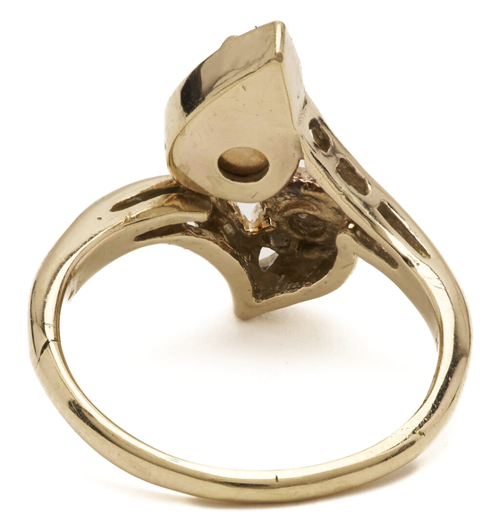 Lot 1171: 14K Yellow Gold Topaz & Diamond 3-Stone Ring