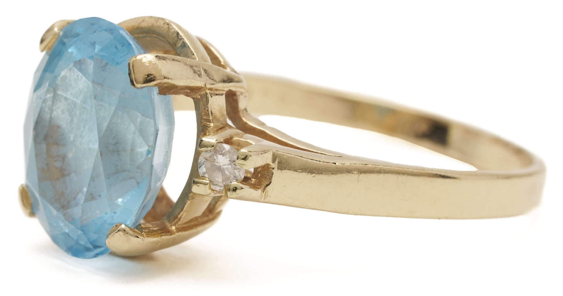 Lot 1171: 14K Yellow Gold Topaz & Diamond 3-Stone Ring