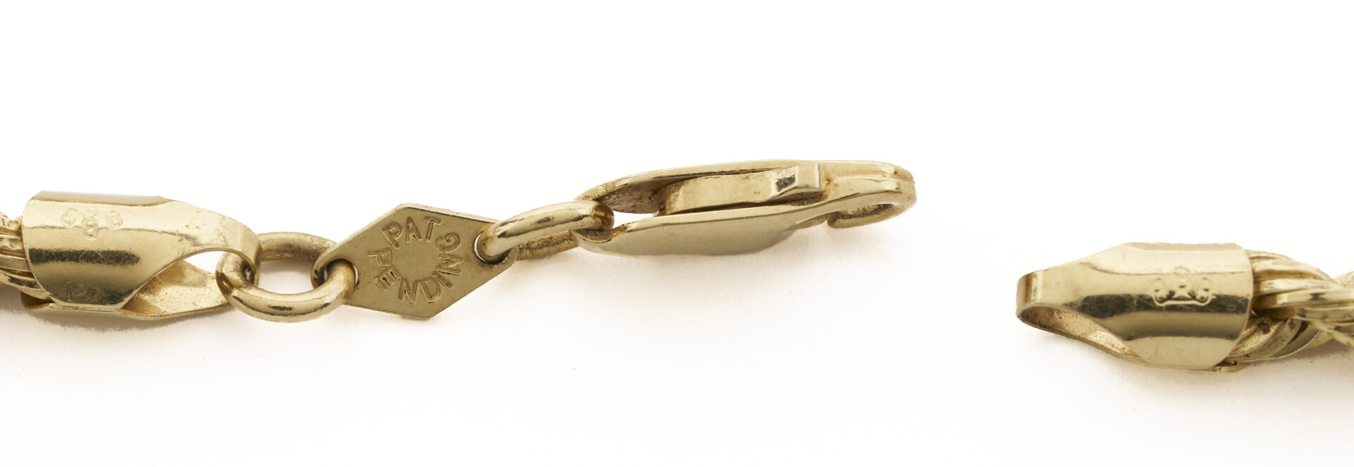 Lot 1178: 14K Yellow Gold Twisted Rope Chain
