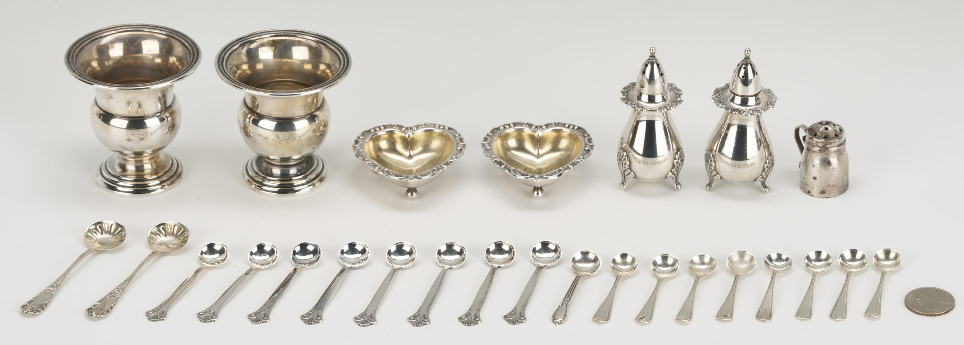 Lot 1210: 26 Assorted Small Sterling Silver Items