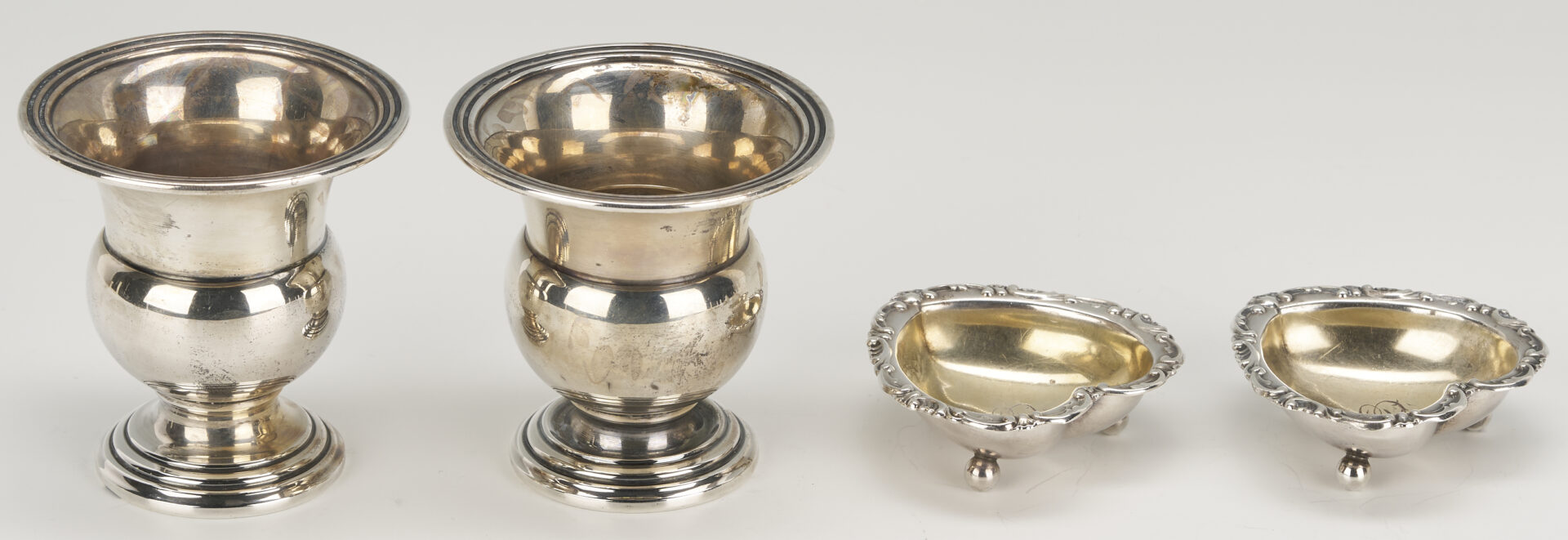 Lot 1210: 26 Assorted Small Sterling Silver Items