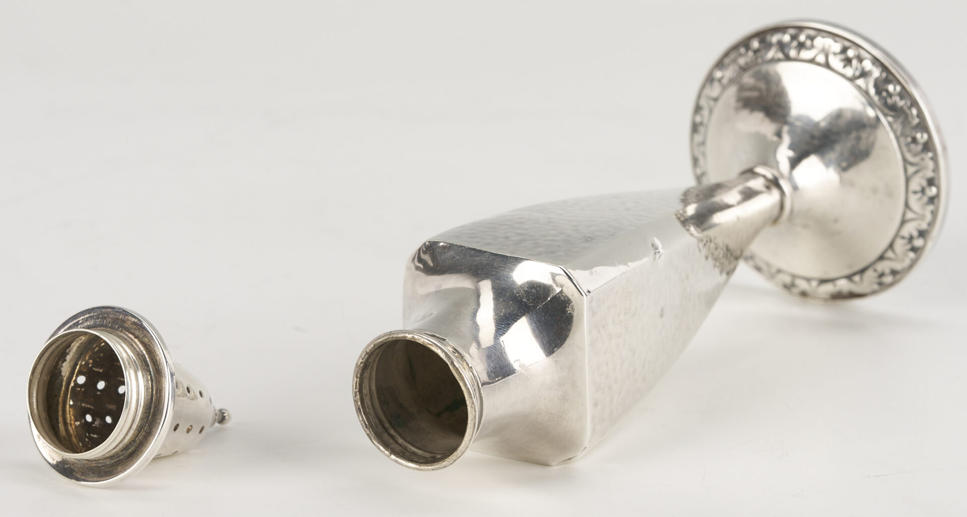 Lot 1213: 12 Weighted Sterling Table Items