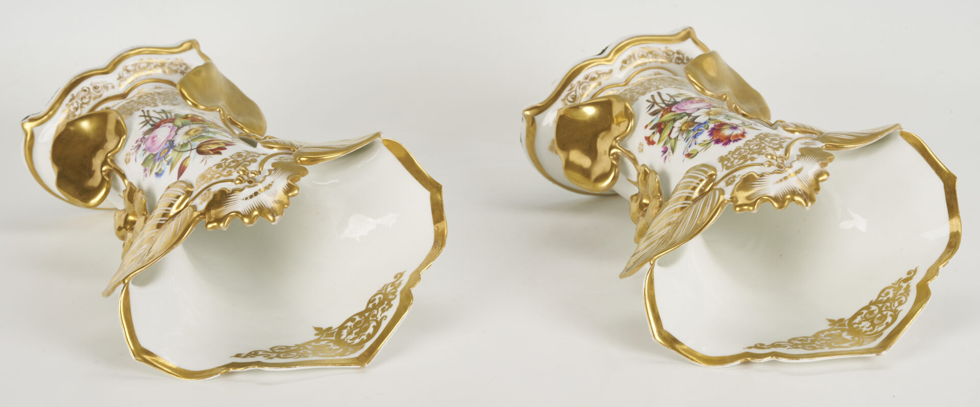 Lot 1252: Pair of Old Paris Style Porcelain Vases