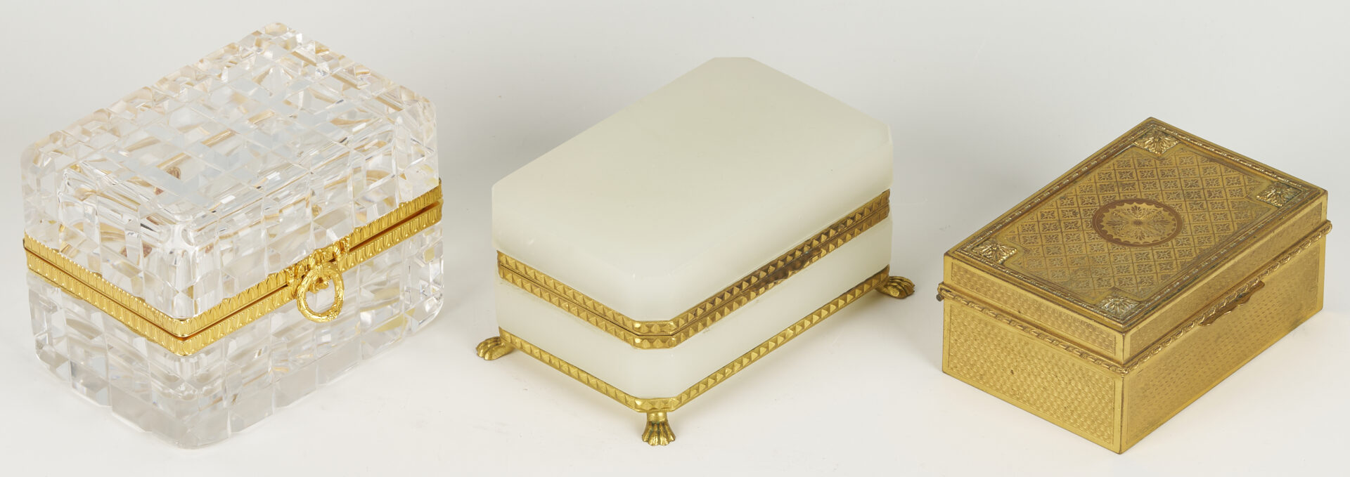 Lot 1256: 3 French Vanity Boxes