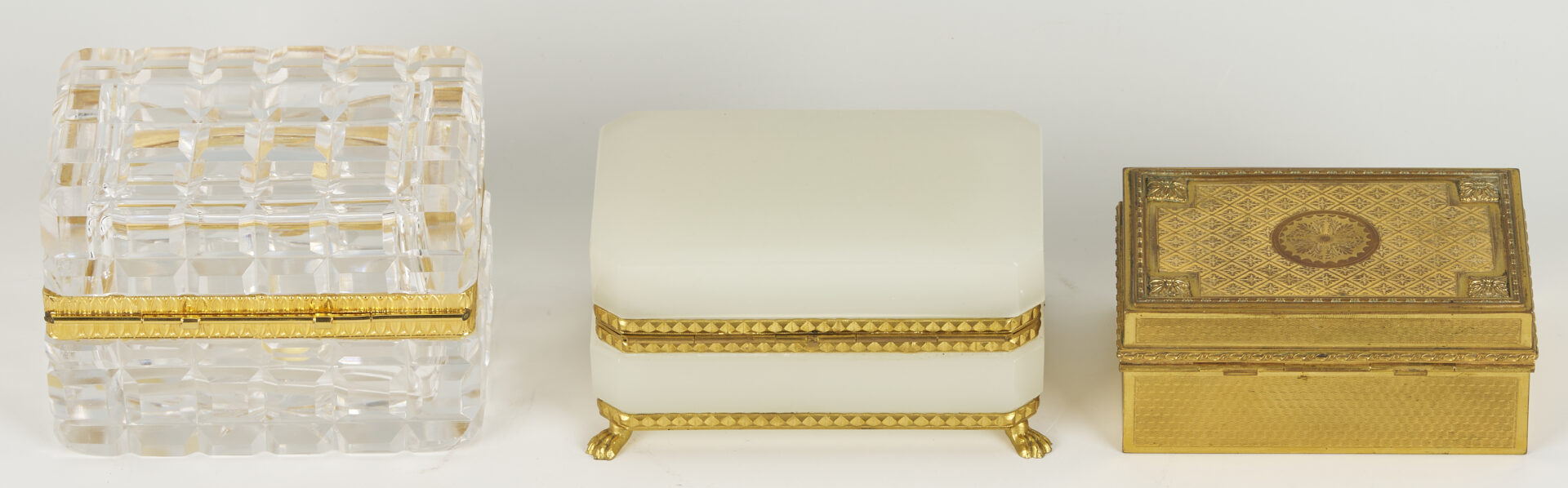 Lot 1256: 3 French Vanity Boxes
