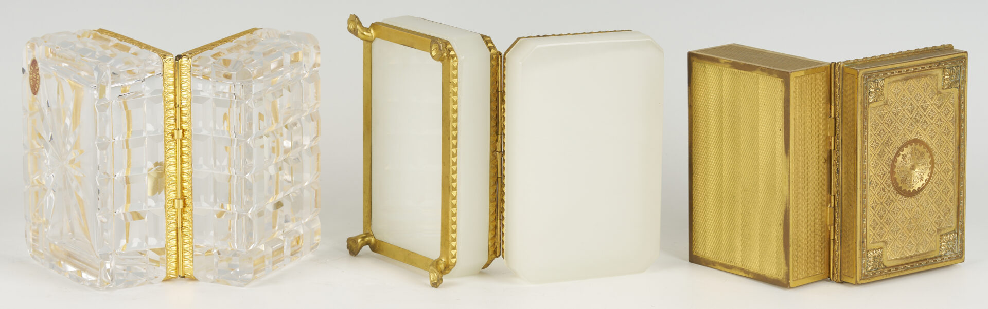 Lot 1256: 3 French Vanity Boxes