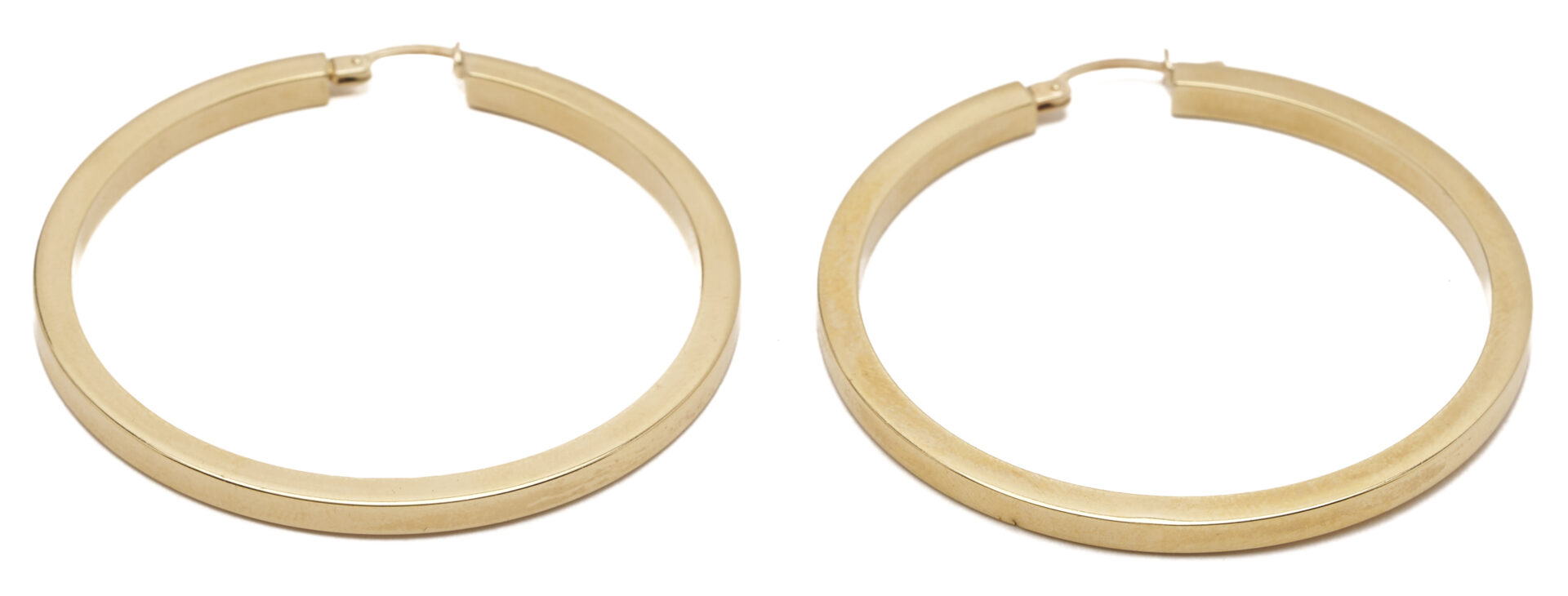 Lot 1265: Ladies 14K Yellow Gold Hoop Earrings