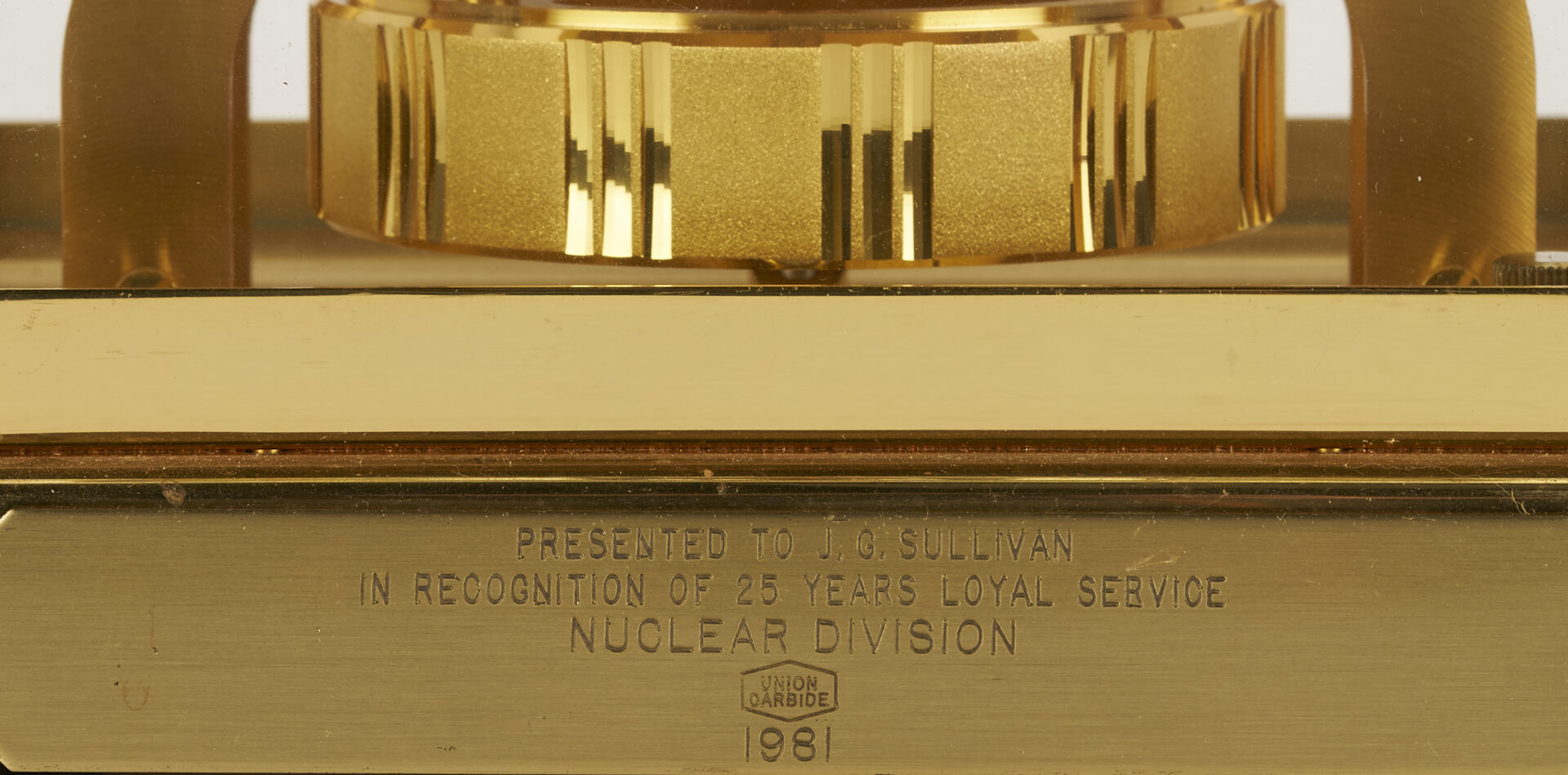 Lot 1291: Le Coultre Atmos Mantle Clock