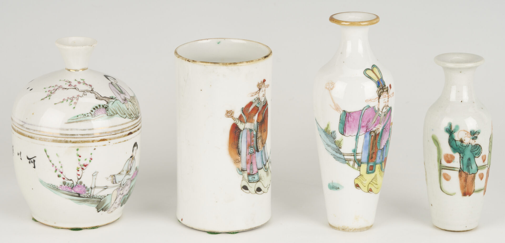 Lot 12: 10 Pcs. Chinese Famille Rose Porcelain