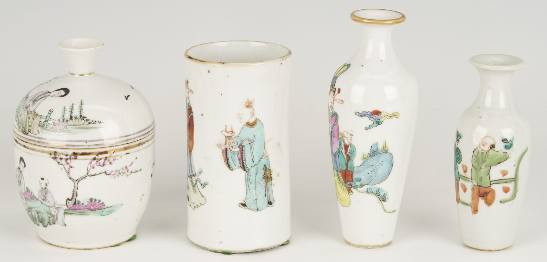 Lot 12: 10 Pcs. Chinese Famille Rose Porcelain