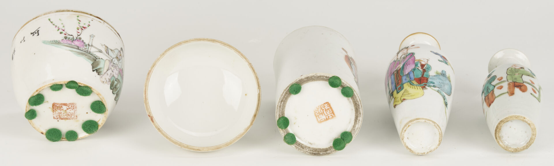Lot 12: 10 Pcs. Chinese Famille Rose Porcelain