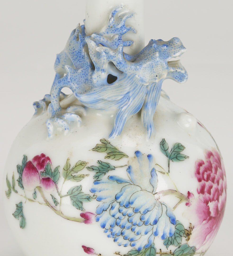 Lot 13: 5 Chinese Porcelain Items incl. Carp Plates