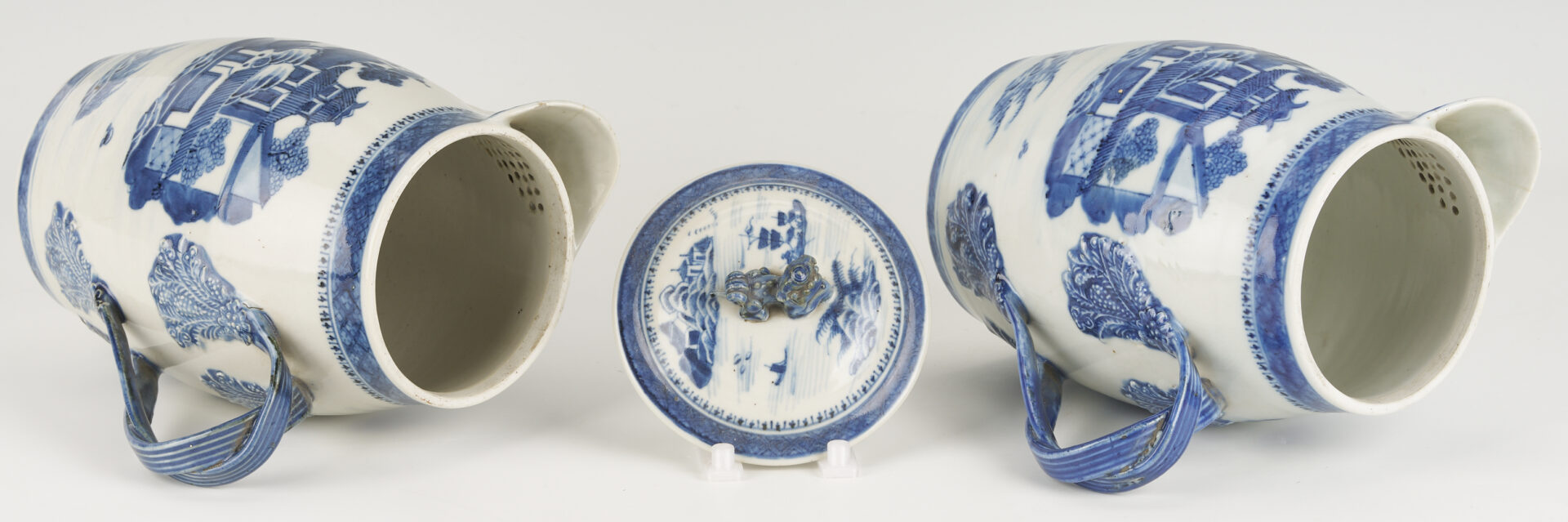 Lot 14: 2 Large Chinese Export Nanking Cider Pitchers