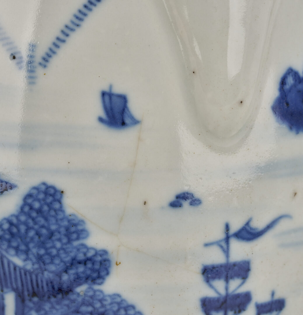 Lot 14: 2 Large Chinese Export Nanking Cider Pitchers