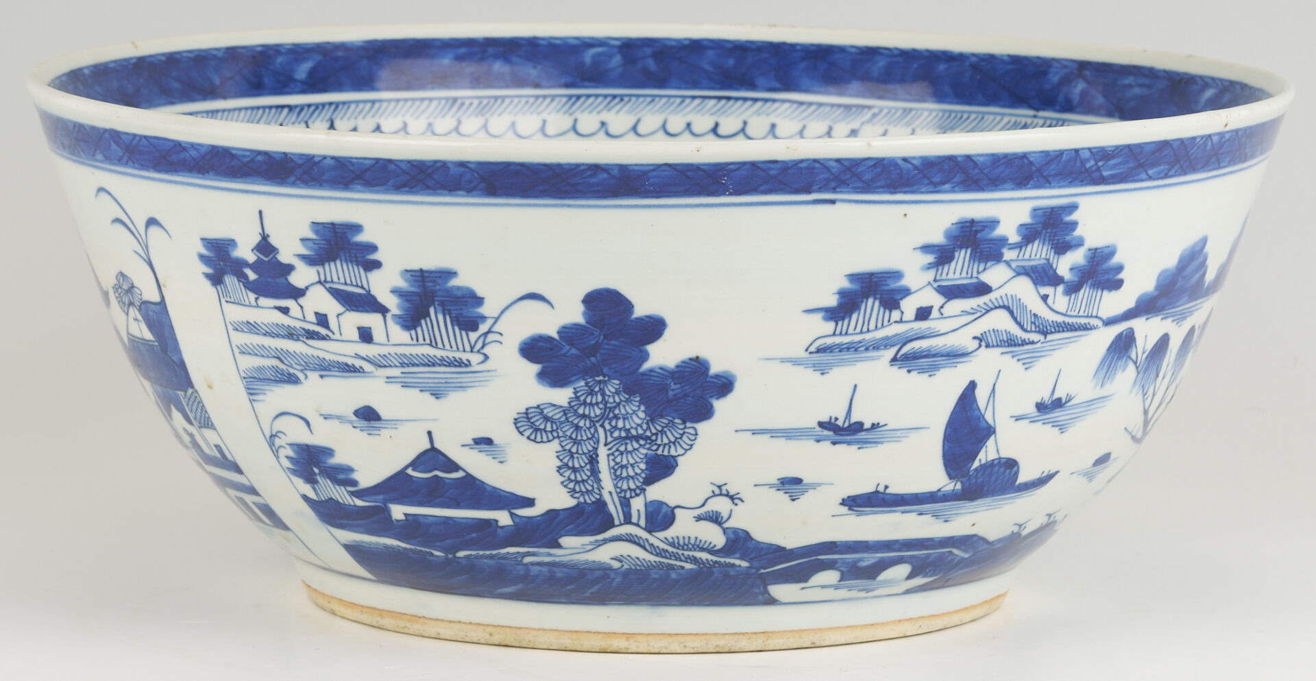 Lot 15: Large Chinese Canton Punch Bowl plus Bulb Dish