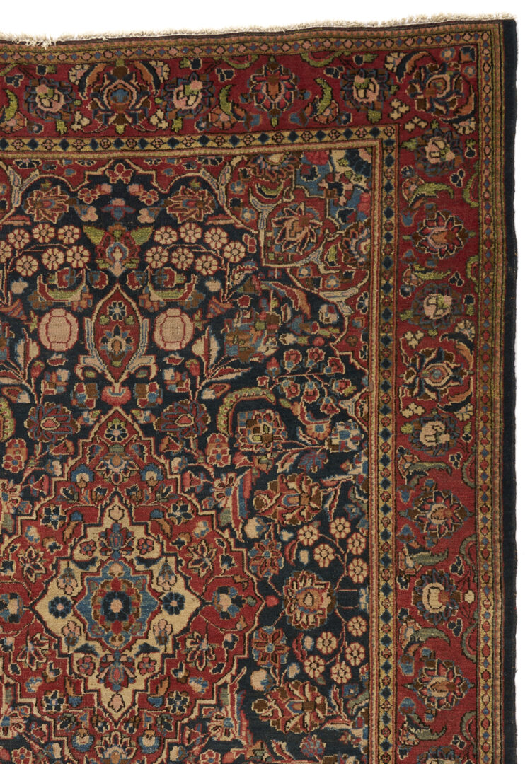Lot 257: Vintage Persian Kashan Medallion Rug