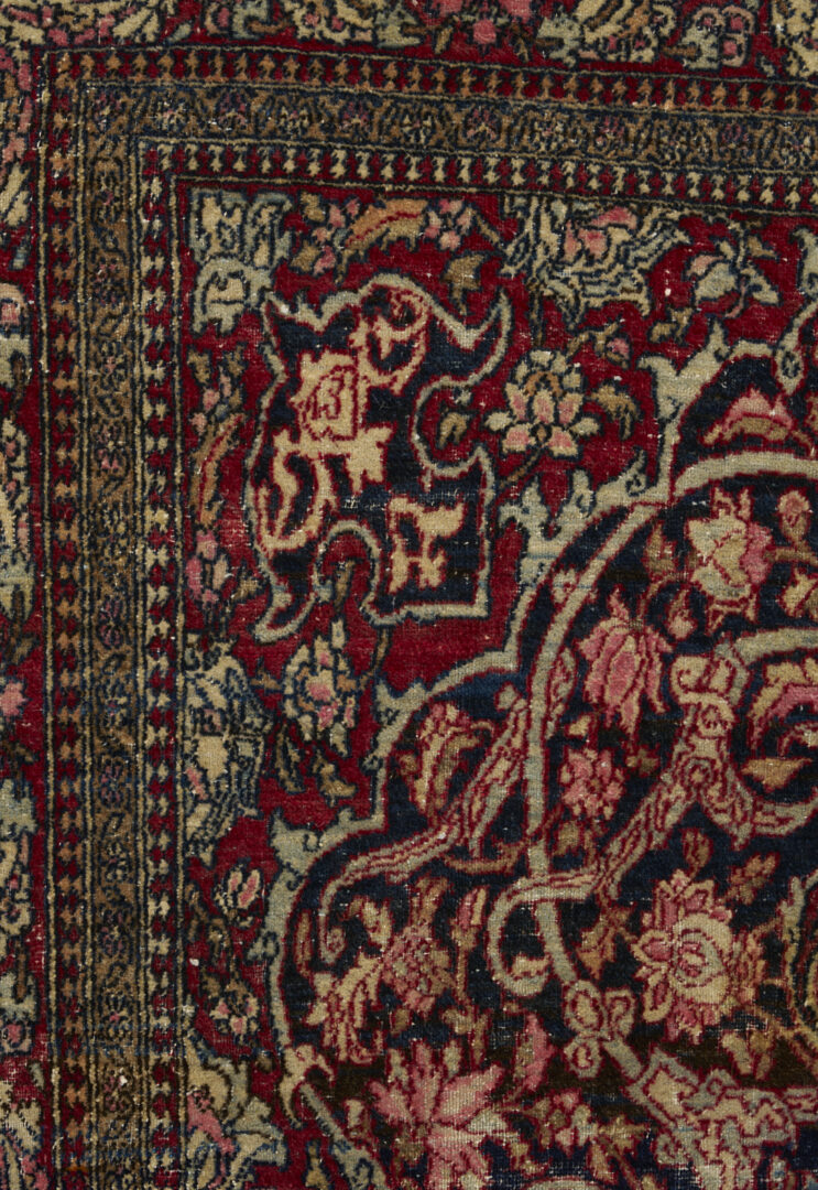 Lot 266: Antique Persian Isfahan Rug, 5 ft. x 7 ft.