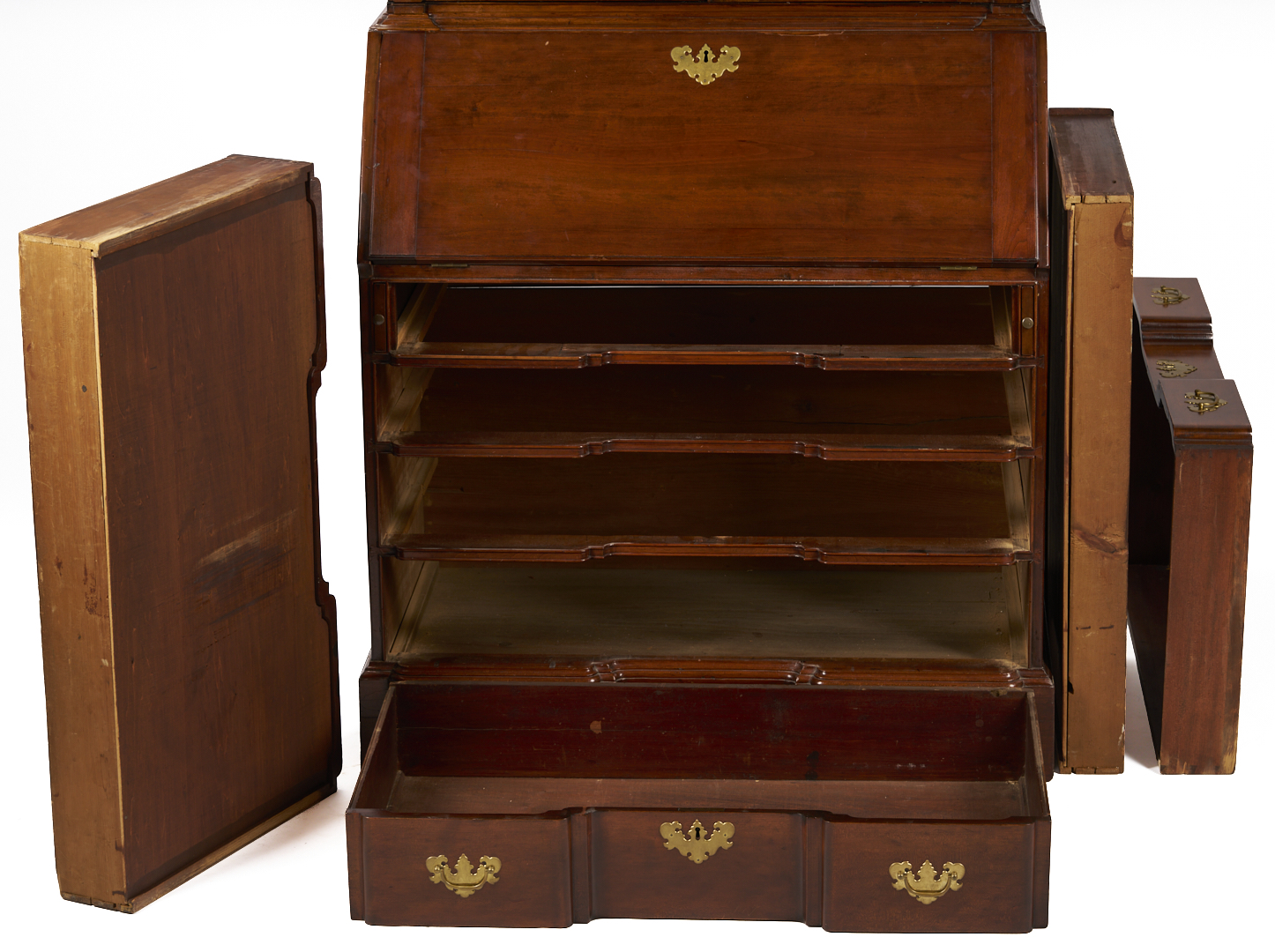 Lot 295: New England Chippendale Block Front Desk and Bookcase , ref. Nutting fig. 697