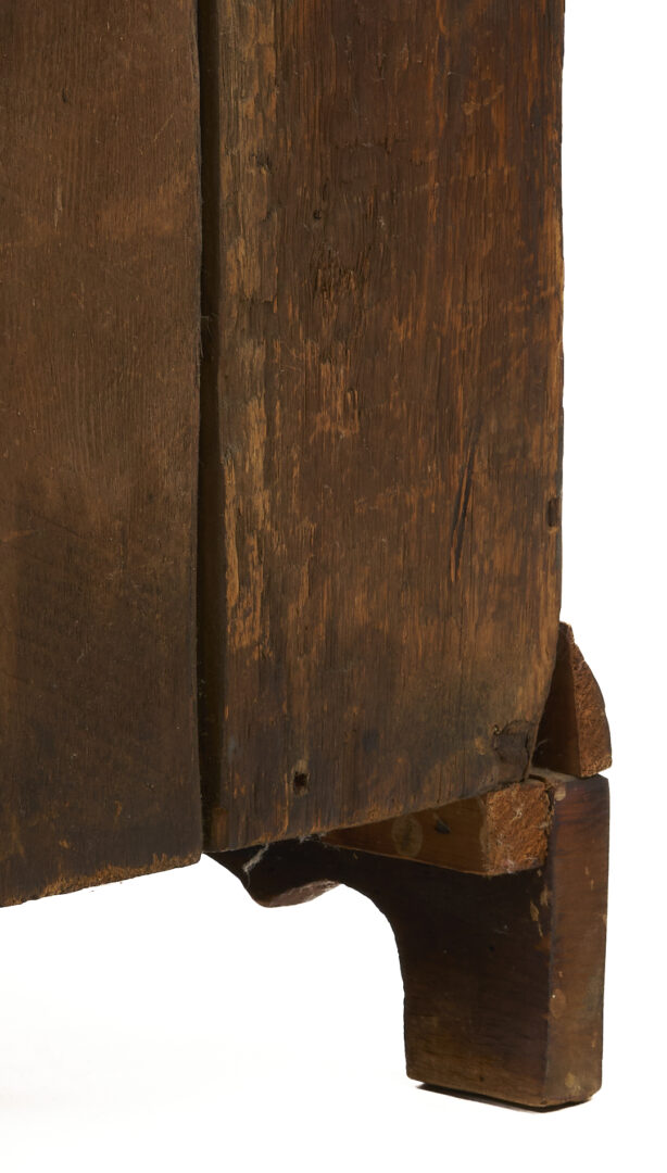 Lot 299: American Stepback Cupboard with Scallop Design & Bracket Feet