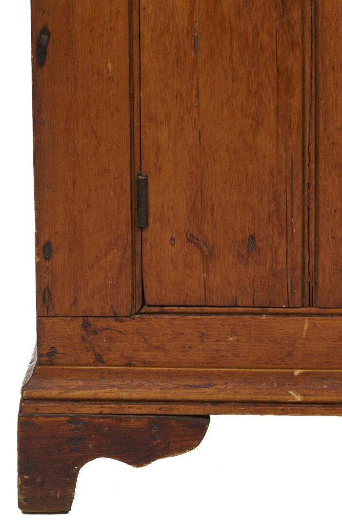 Lot 299: American Stepback Cupboard with Scallop Design & Bracket Feet