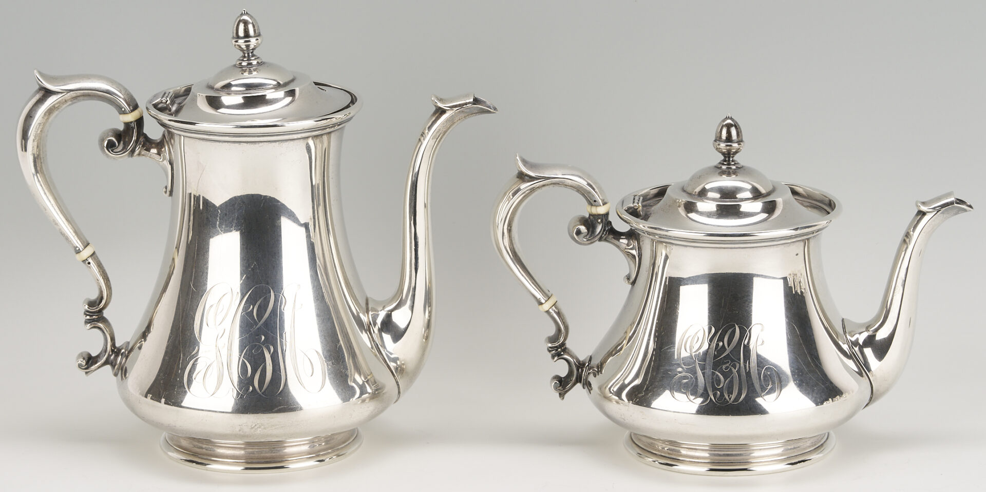 Lot 303: 5 Pc. Durgin Sterling Silver Tea Set