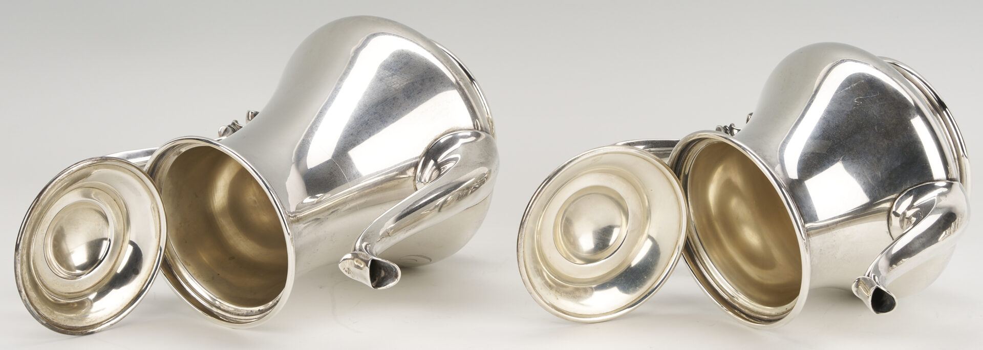 Lot 303: 5 Pc. Durgin Sterling Silver Tea Set
