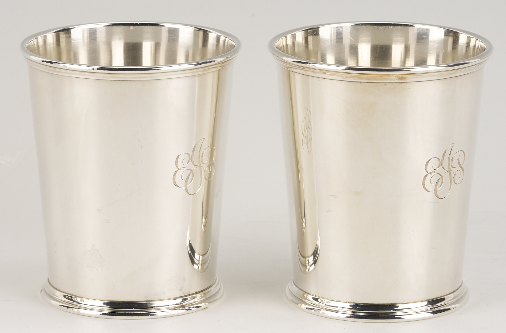 Lot 317: 12 S. Kirk & Son Sterling Silver Julep Cups
