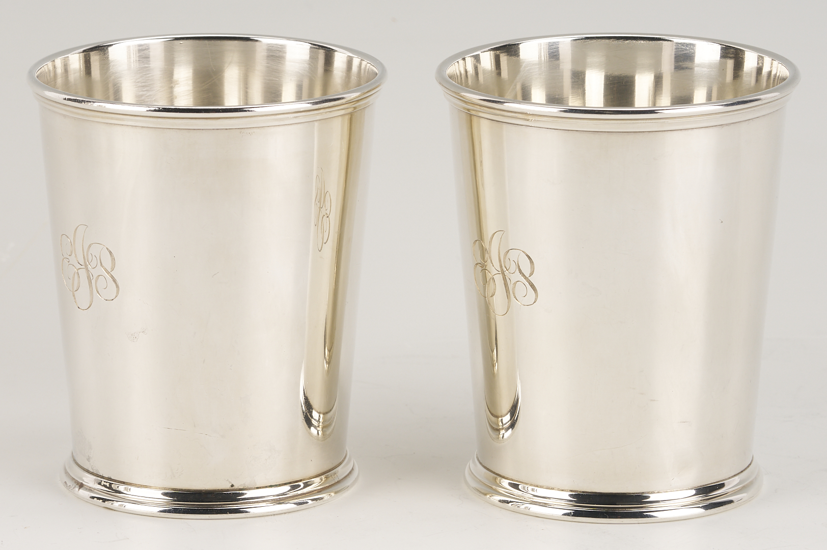 Lot 317: 12 S. Kirk & Son Sterling Silver Julep Cups