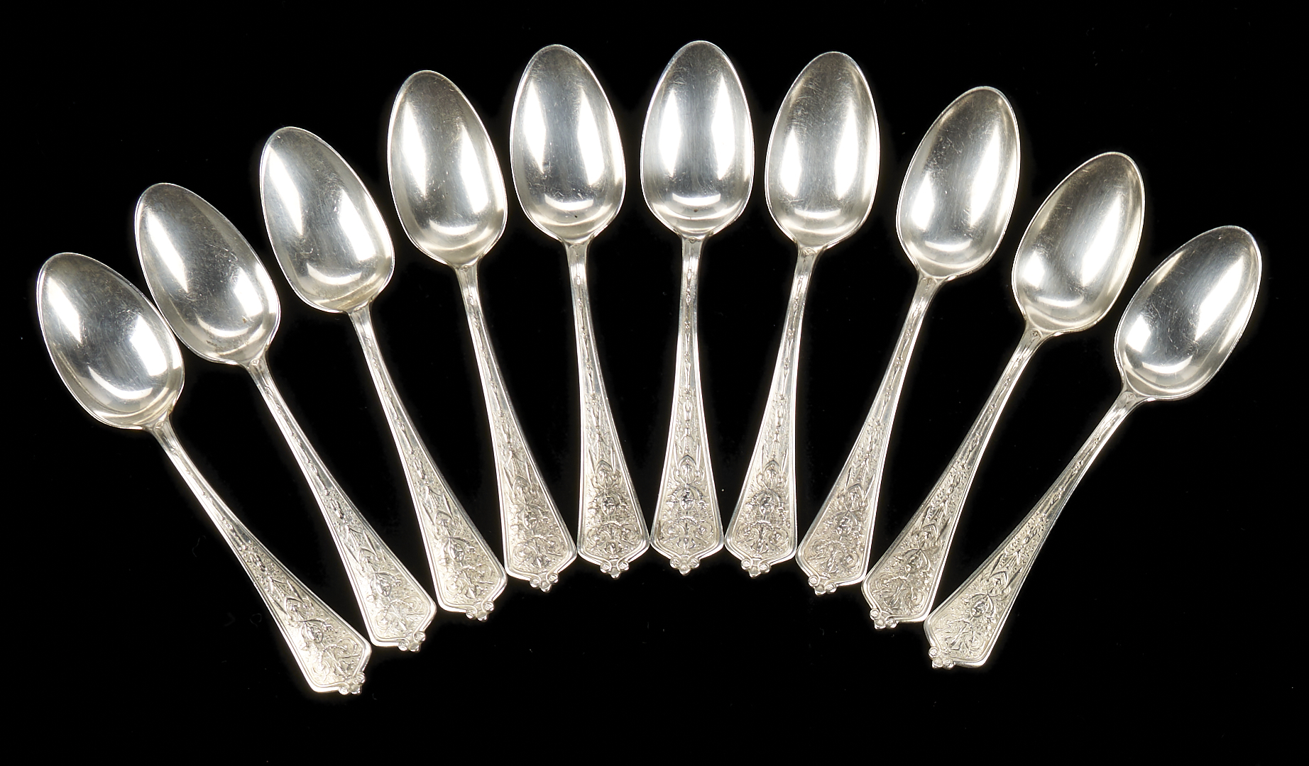 Lot 318: 47 Pcs Lady Washington Sterling Flatware