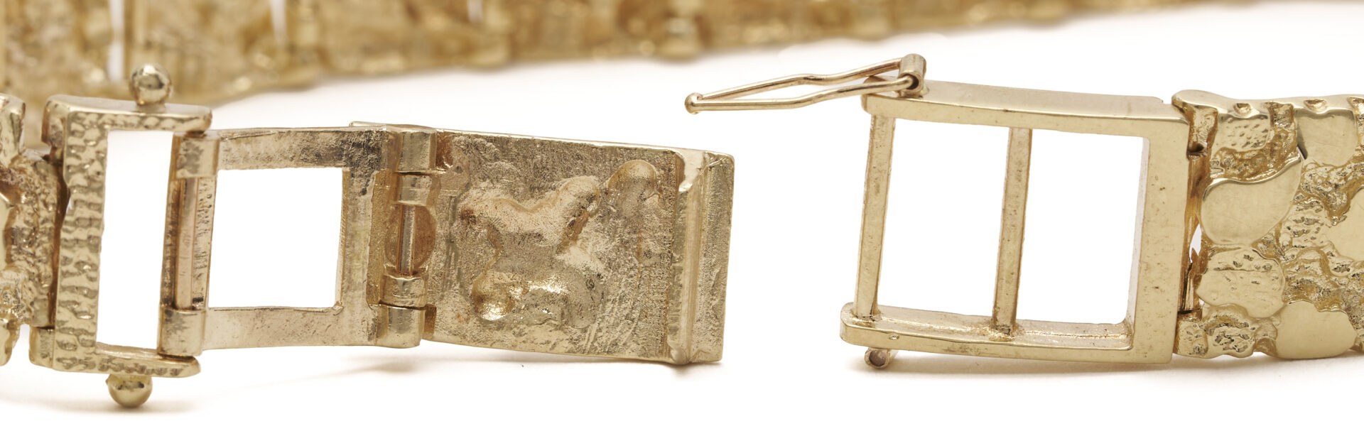 Lot 340: Men’s 14K Gold Nugget Link Bracelet