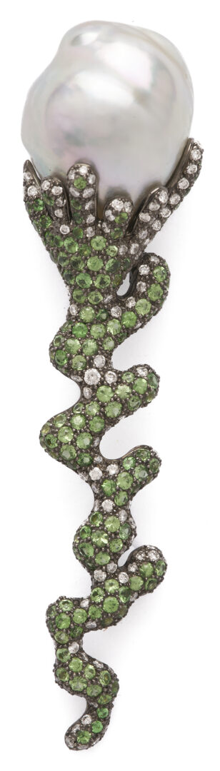 Lot 341: 18K South Sea Pearl, Diamond, & Tsavorite Garnet Bar Pin