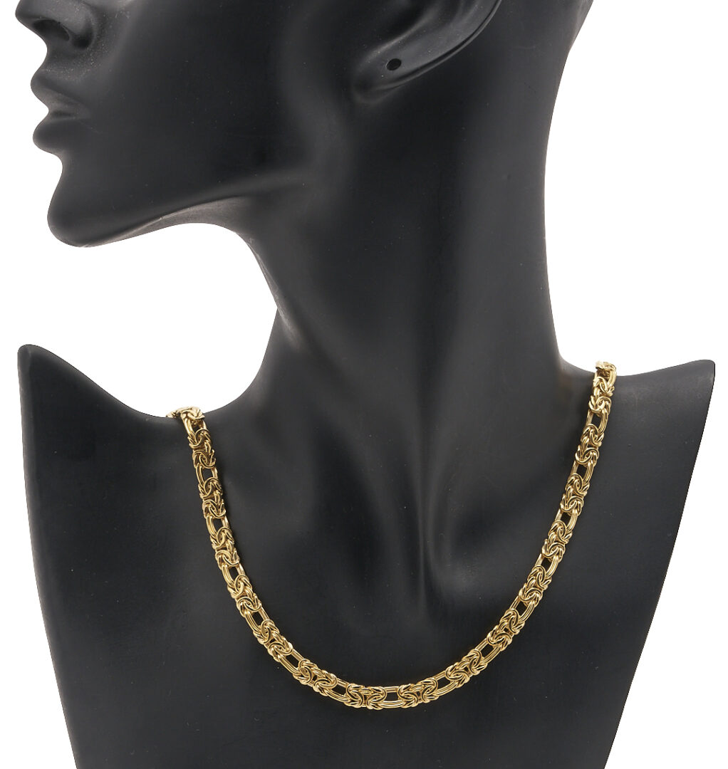 Lot 346: 18K Yellow Gold Byzantine Style Chain
