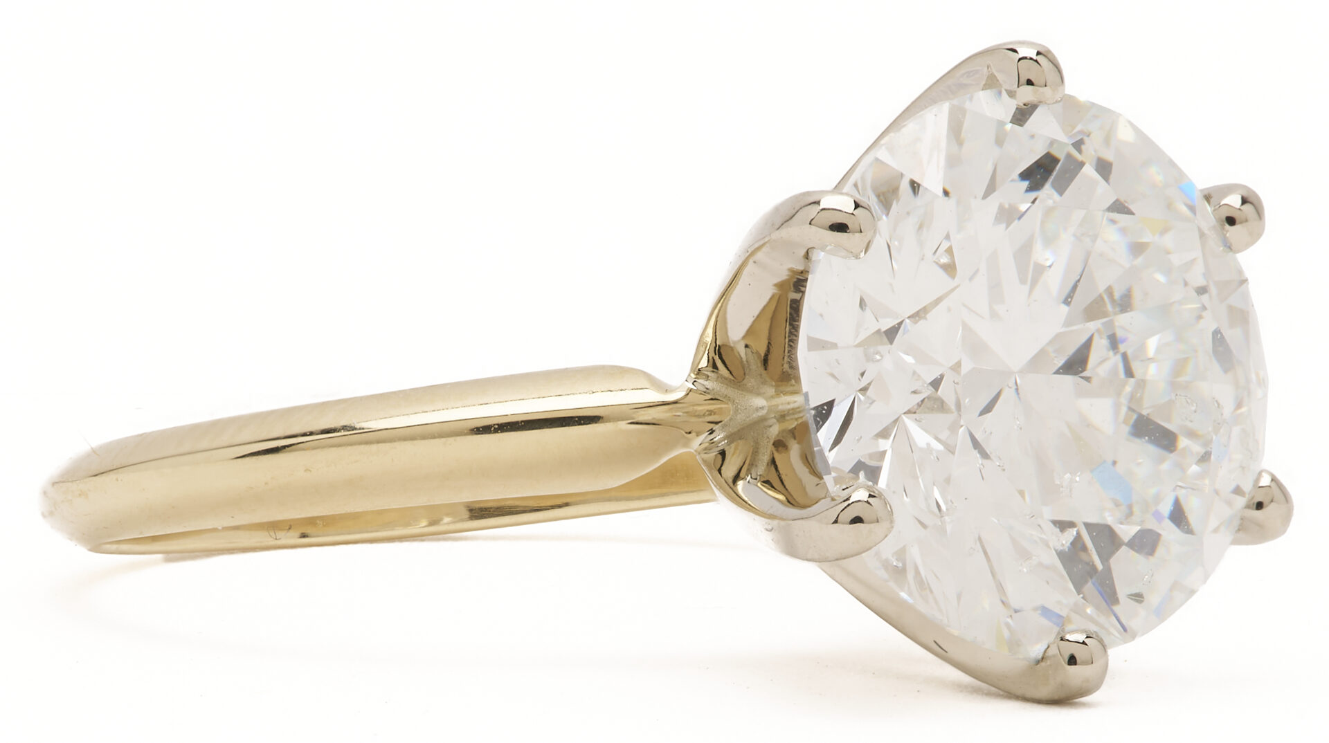 Lot 34: Ladies 5.03 Carat Diamond Solitare Ring, GIA Report