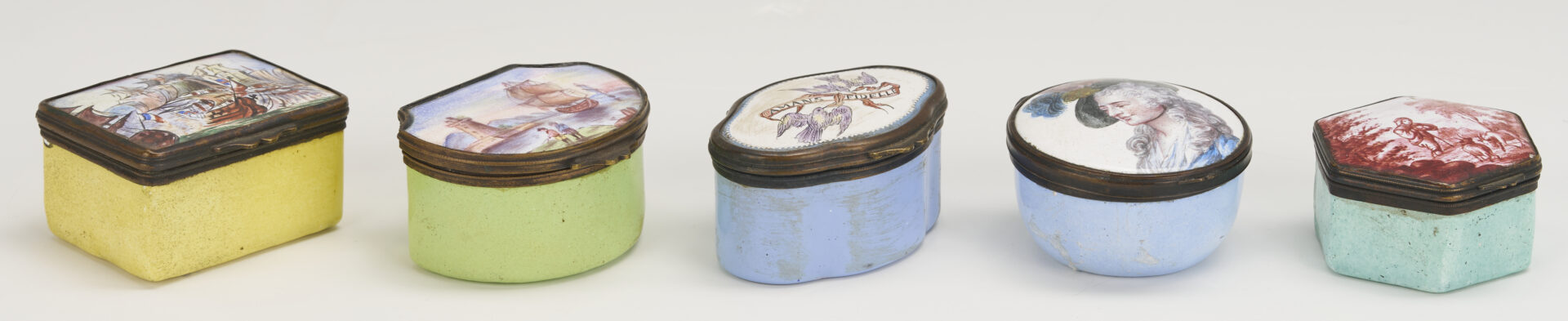 Lot 373: Ten Bilston & Battersea Enamel Boxes
