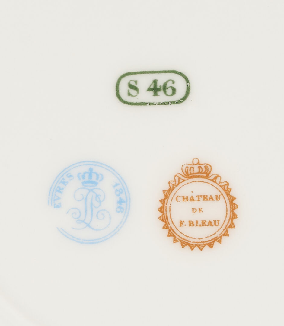 Lot 375: 19 Pc Sevres De Fountainbleau Porcelain Hunting Service, c. 1845
