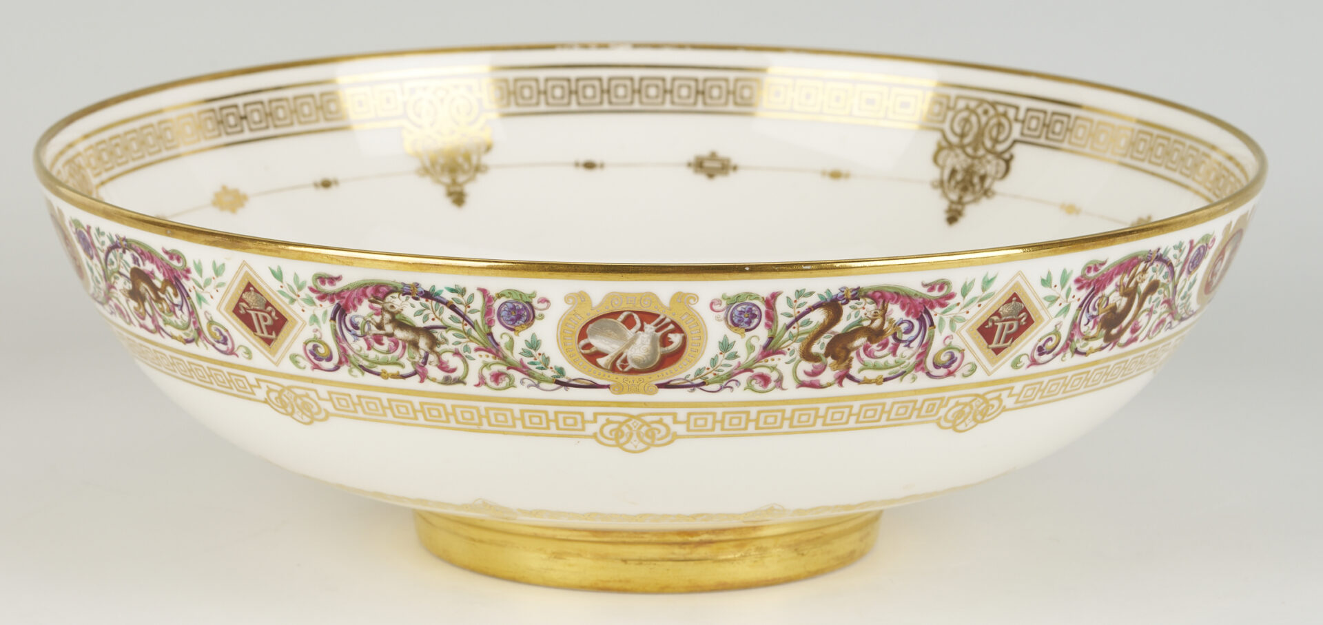 Lot 375: 19 Pc Sevres De Fountainbleau Porcelain Hunting Service, c. 1845