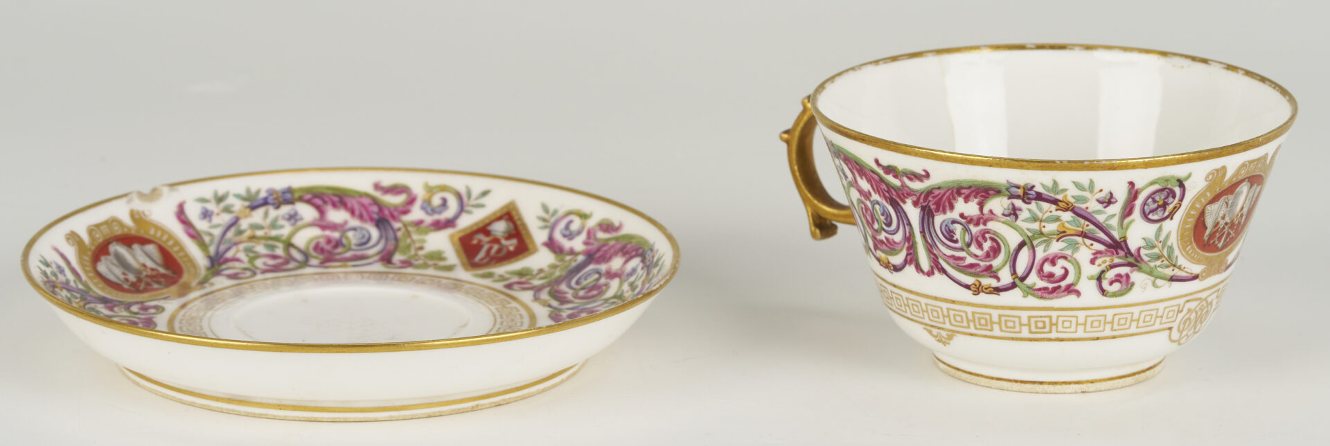 Lot 375: 19 Pc Sevres De Fountainbleau Porcelain Hunting Service, c. 1845