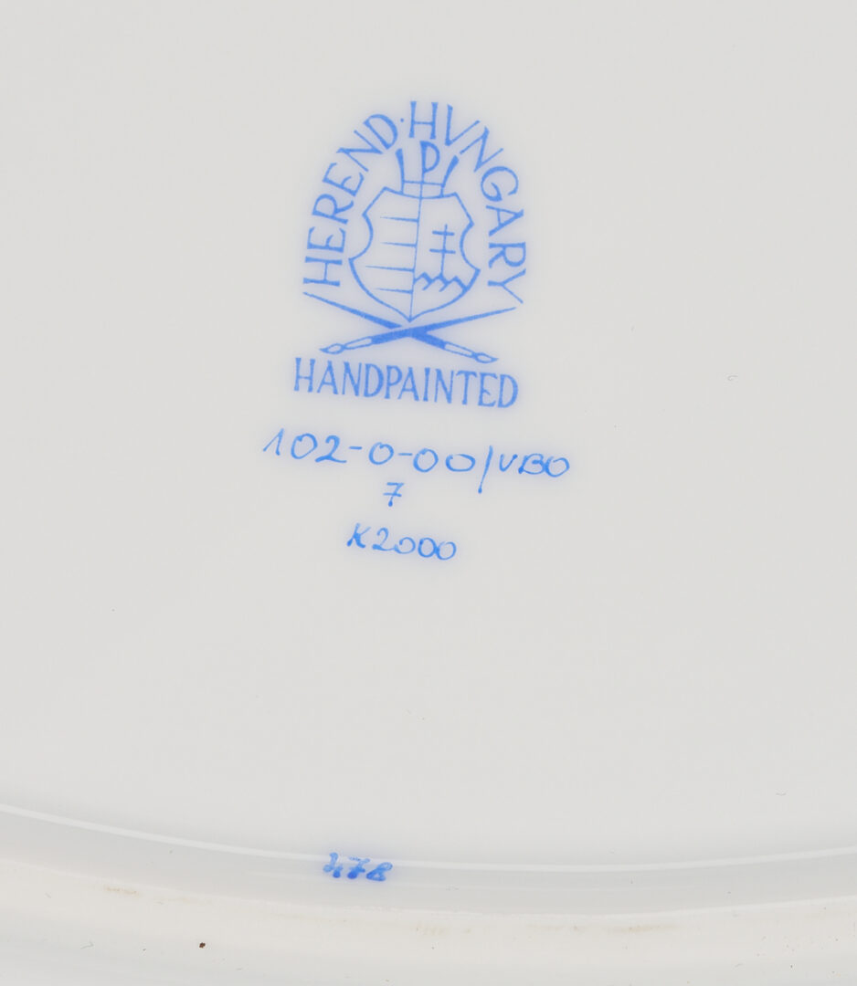 Lot 379: Herend Queen Victoria Porcelain Tureen & Underplate