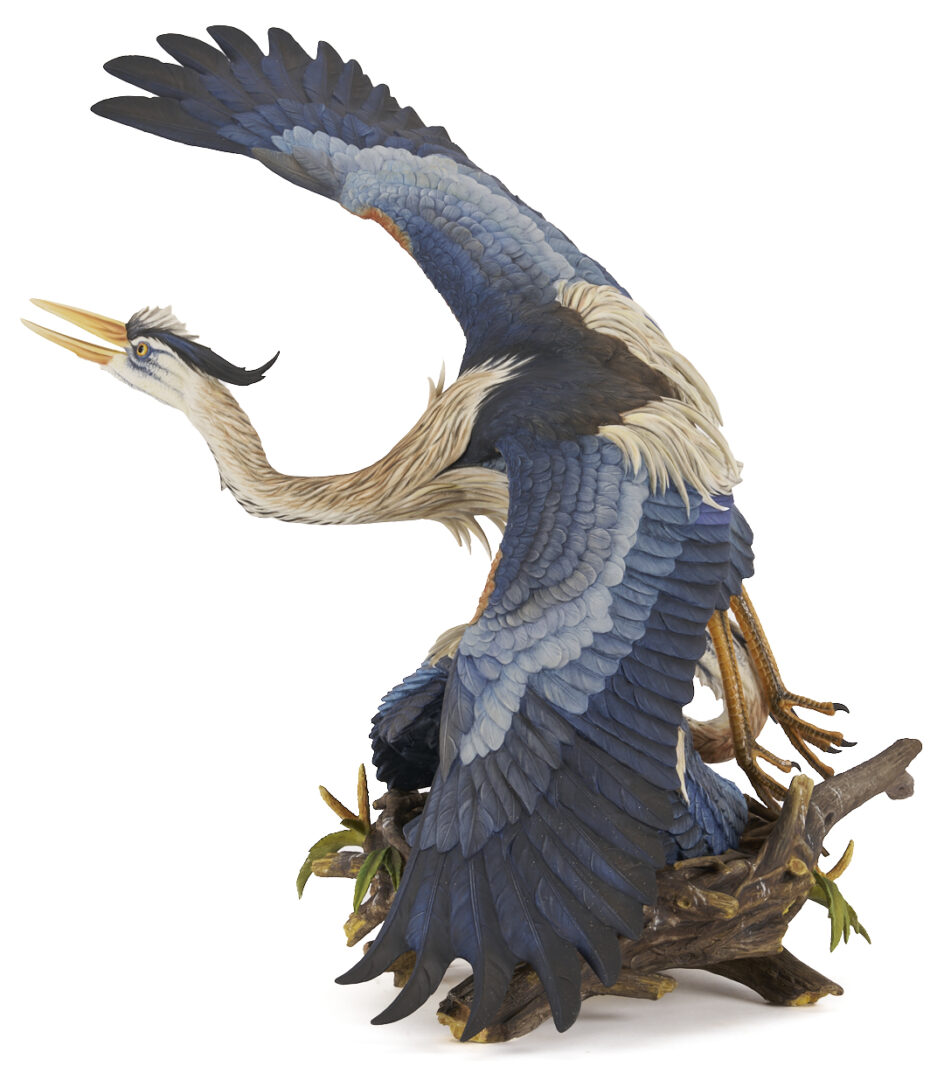 Lot 380: Hutschenreuther Heron Porcelain Sculpture, The Challenge