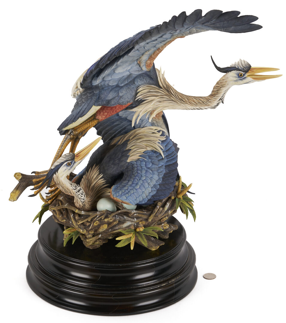 Lot 380: Hutschenreuther Heron Porcelain Sculpture, The Challenge