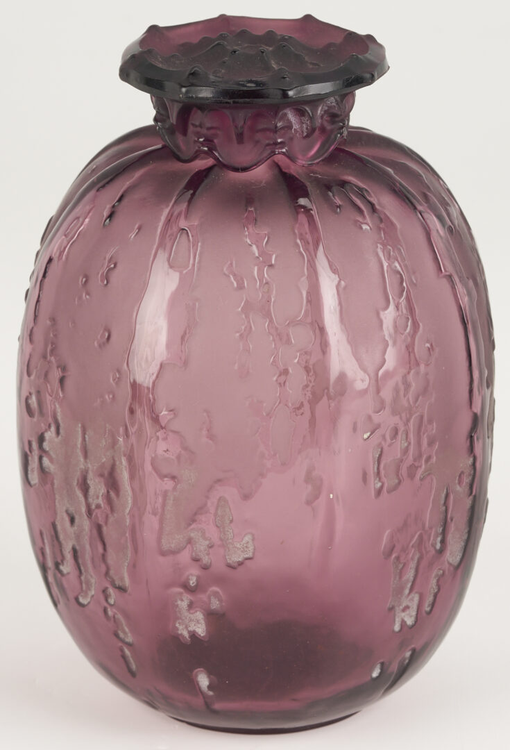 Lot 398: Rene Lalique Amethyst Fontaines Vase