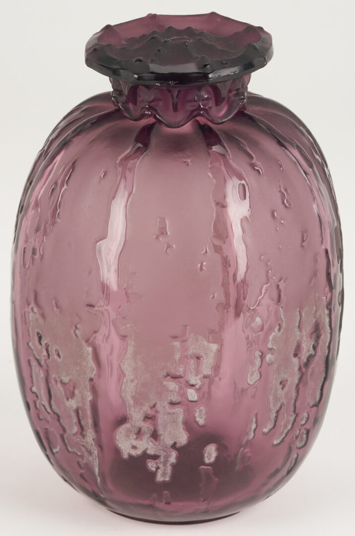 Lot 398: Rene Lalique Amethyst Fontaines Vase