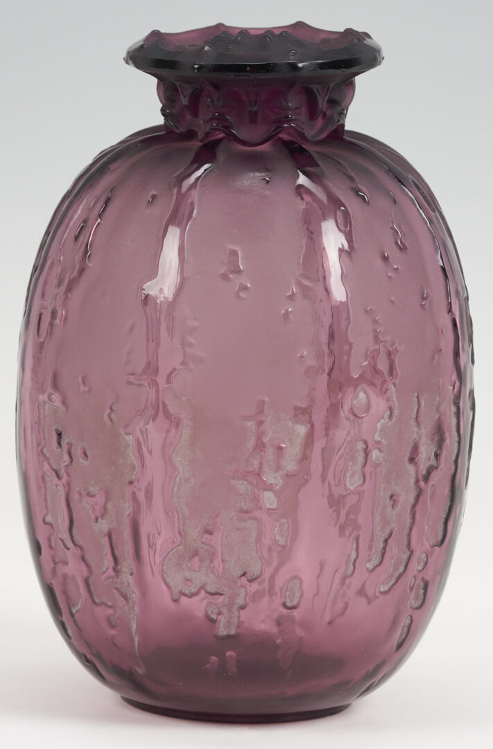 Lot 398: Rene Lalique Amethyst Fontaines Vase