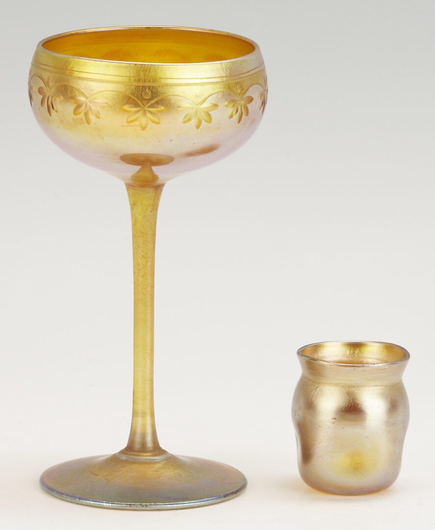 Lot 401: 3 pcs. Tiffany Favrile Iridescent Art Glass, incl. Ruffled Rim Compote