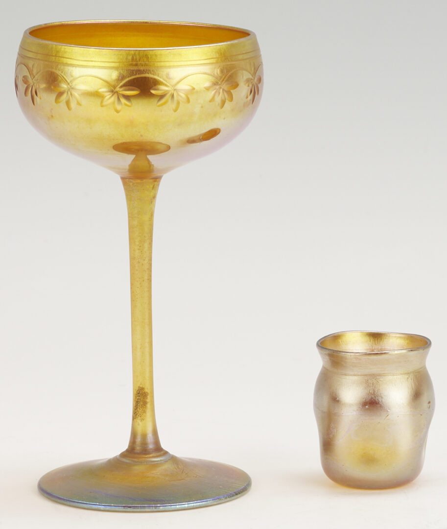 Lot 401: 3 pcs. Tiffany Favrile Iridescent Art Glass, incl. Ruffled Rim Compote