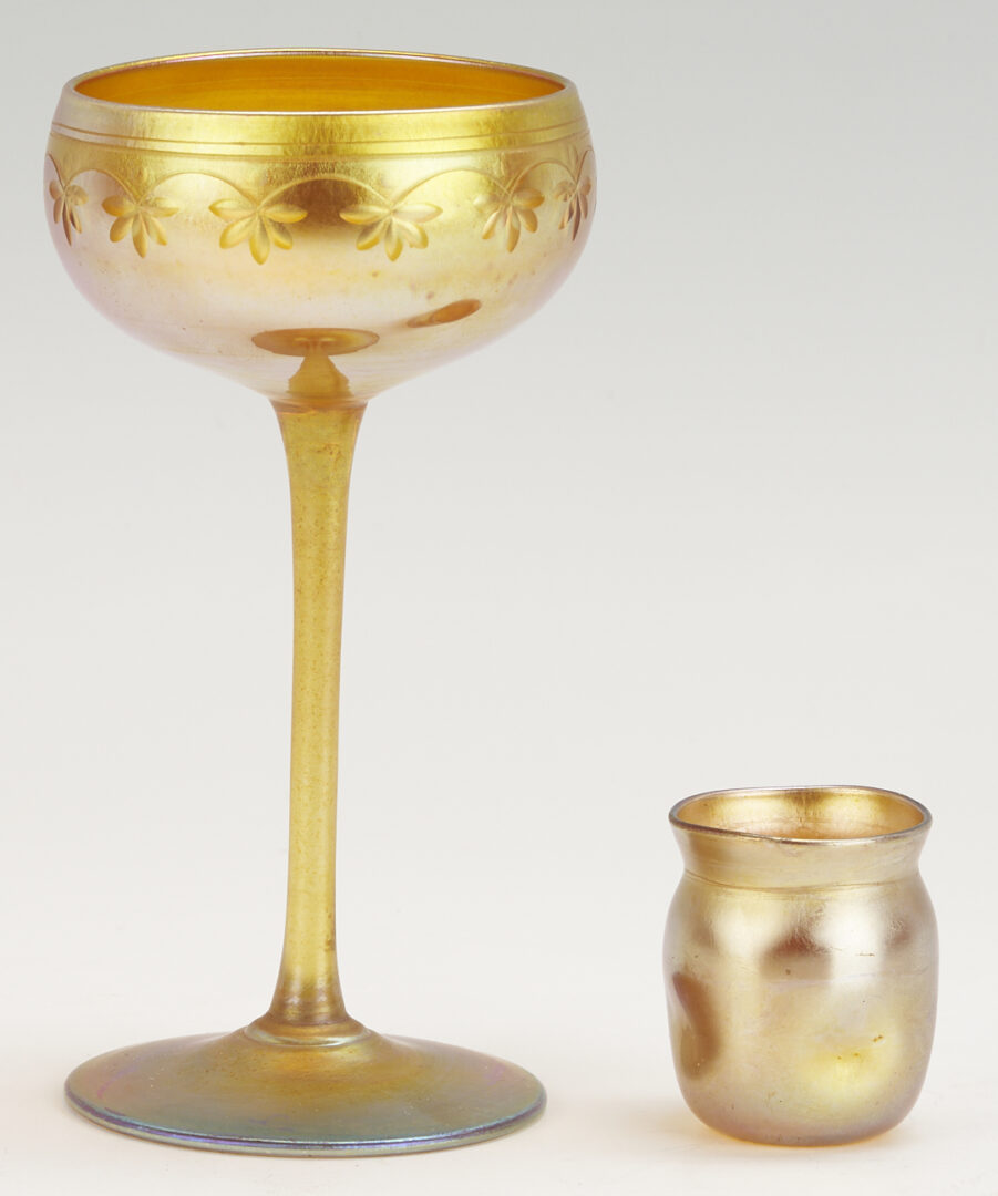 Lot 401: 3 pcs. Tiffany Favrile Iridescent Art Glass, incl. Ruffled Rim Compote