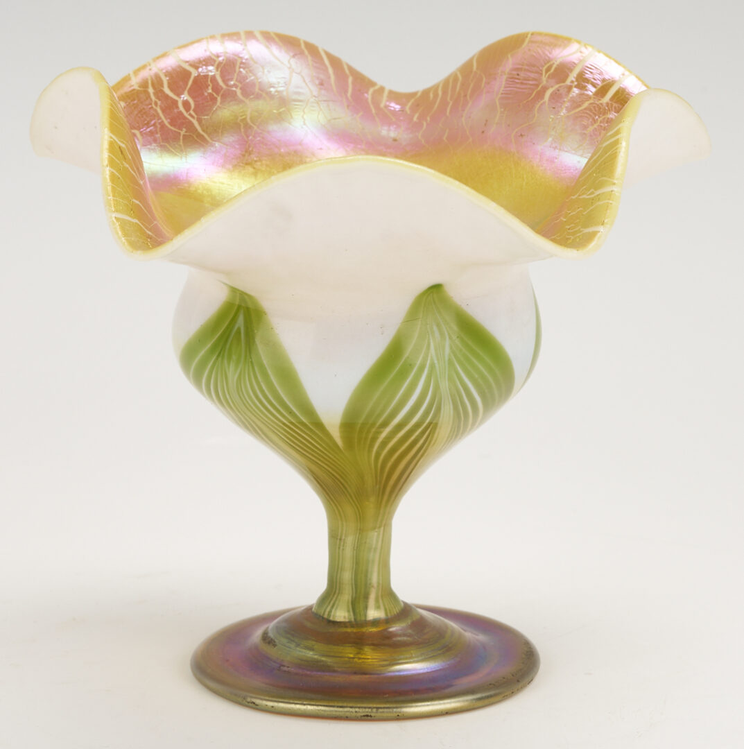 Lot 401: 3 pcs. Tiffany Favrile Iridescent Art Glass, incl. Ruffled Rim Compote