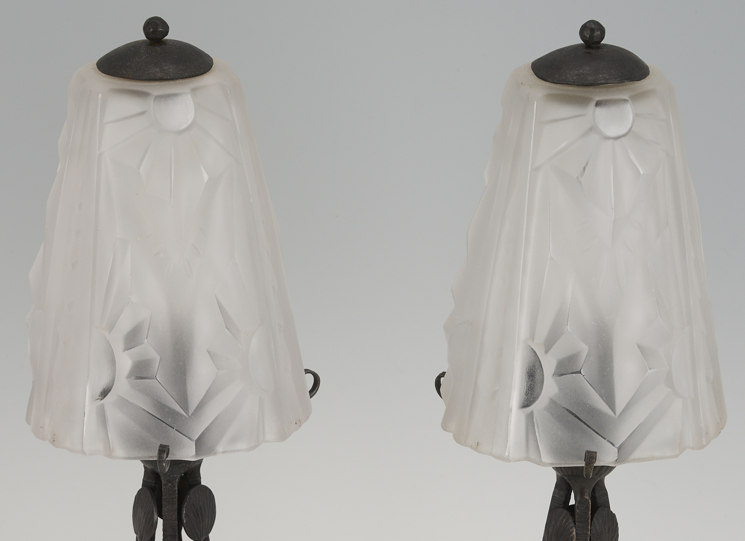 Lot 405: Pair Signed Degue French Art Deco Boudoir Lamps