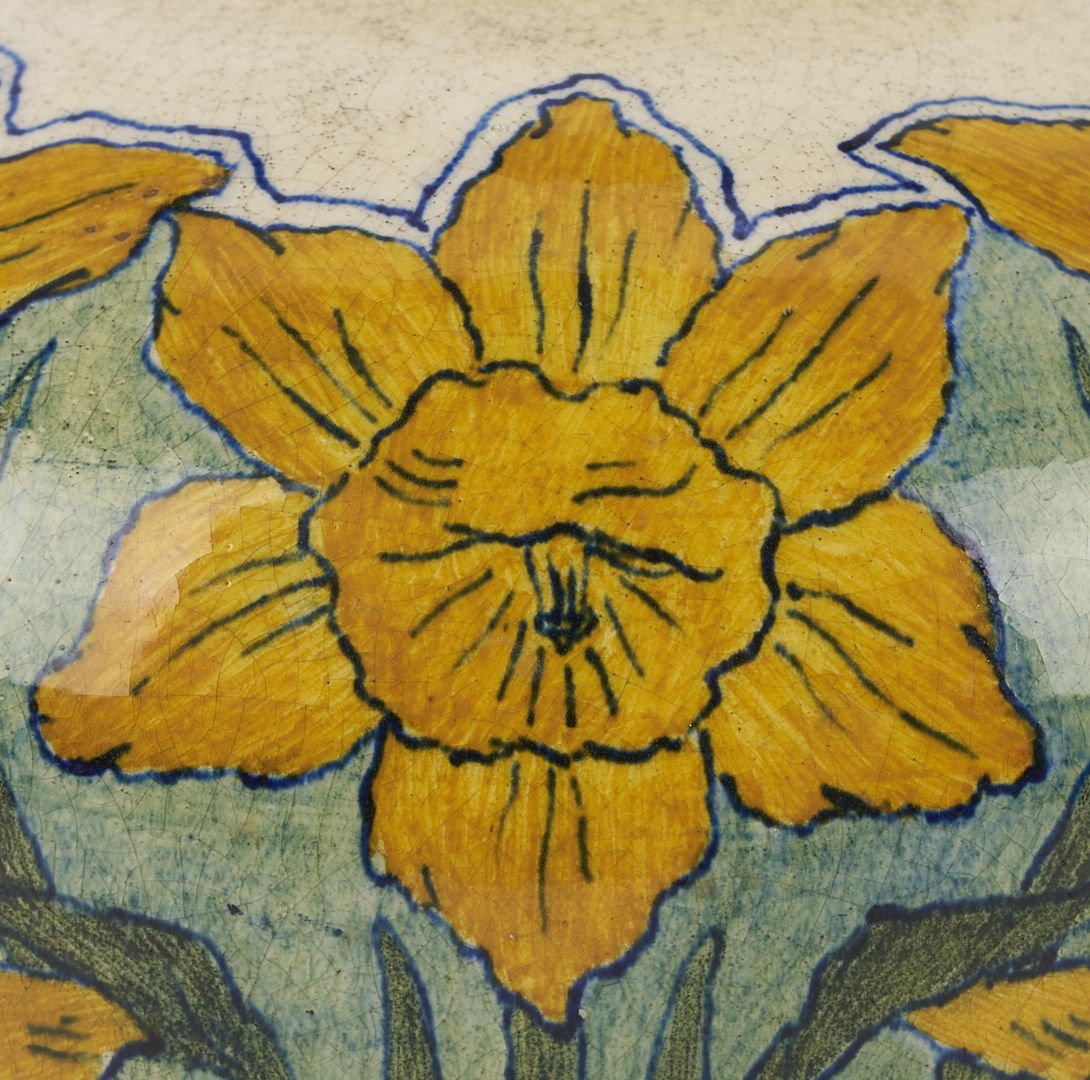 Lot 411: Exhibited Newcomb College Daffodil Vase, c. 1897