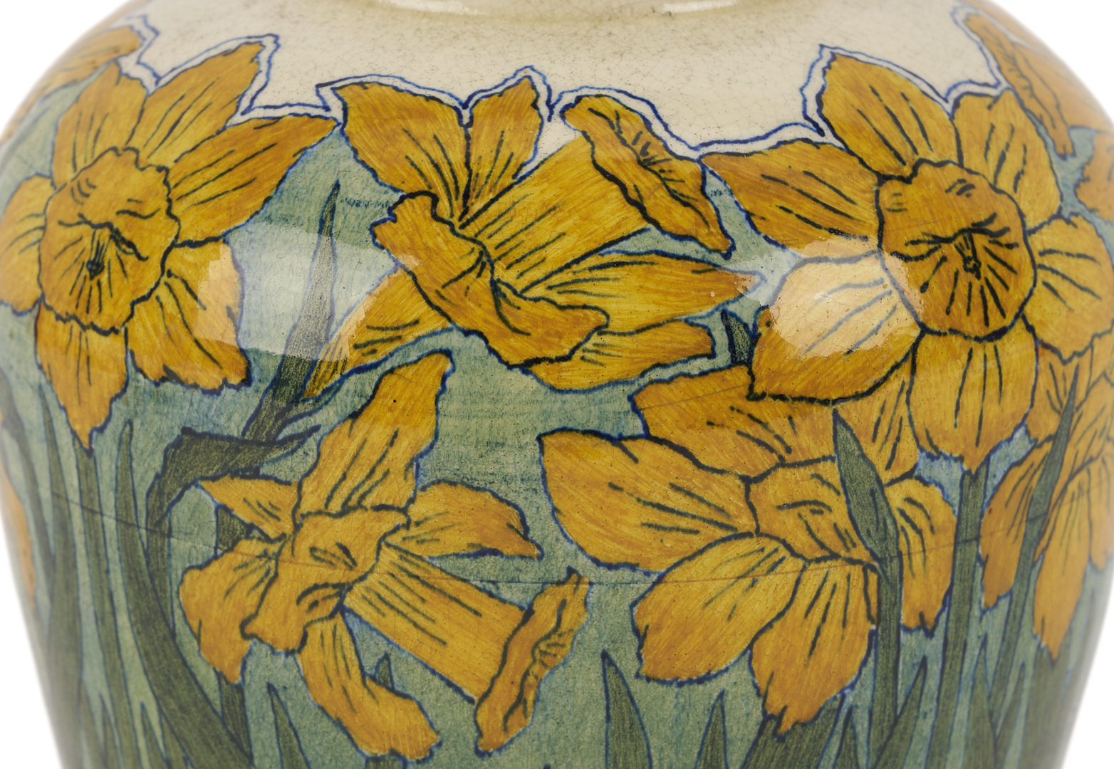 Lot 411: Exhibited Newcomb College Daffodil Vase, c. 1897